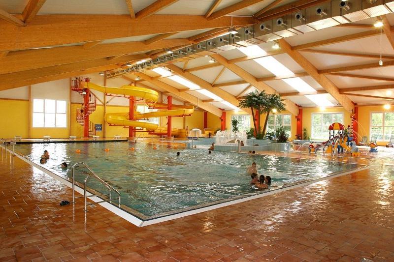 Sporthotel Neuruppin - Apartmenthaus Mit Ferienwohnungen Exterior foto