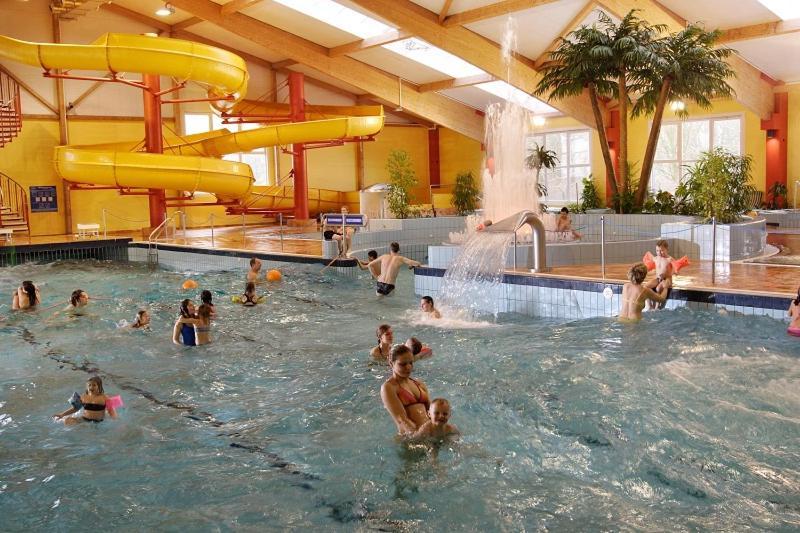 Sporthotel Neuruppin - Apartmenthaus Mit Ferienwohnungen Exterior foto