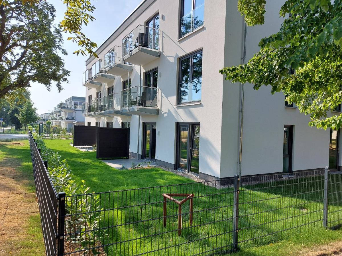 Sporthotel Neuruppin - Apartmenthaus Mit Ferienwohnungen Exterior foto